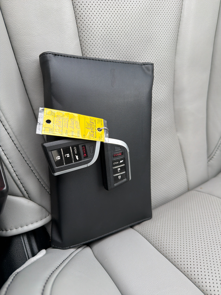 Acura MDX SH-AWD w/Technology Package 2023