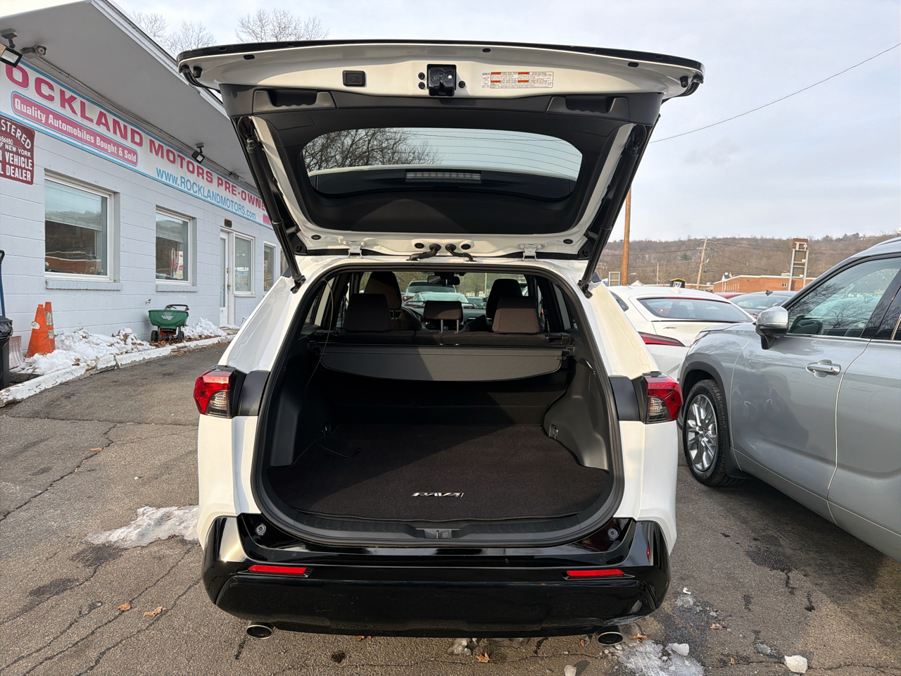 Toyota RAV4 Prime SE (Natl) 2023