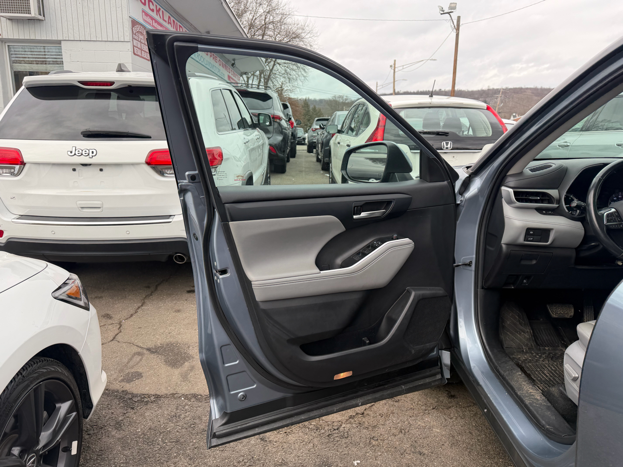 Toyota Highlander XLE AWD (Natl) 2020