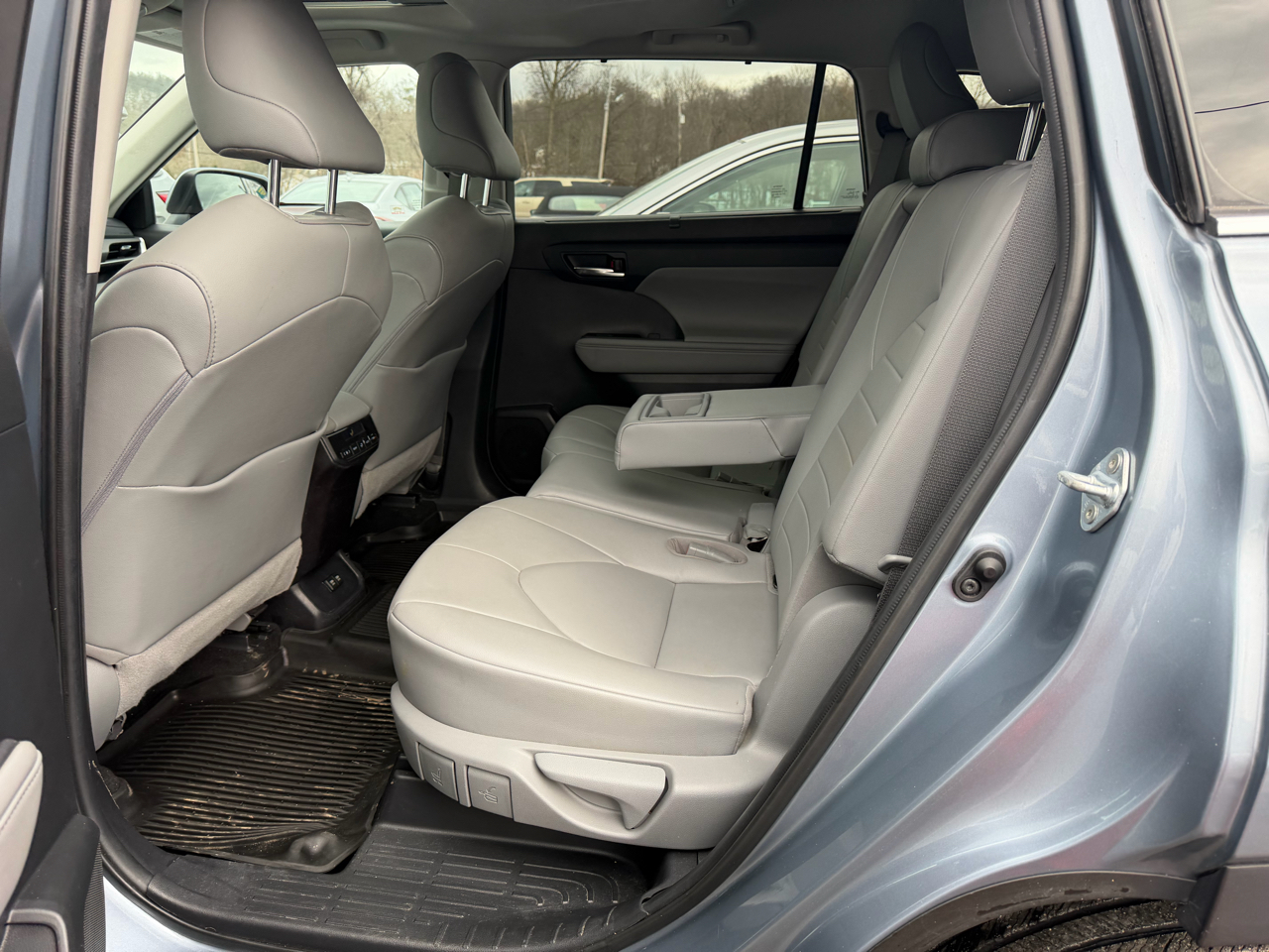 Toyota Highlander XLE AWD (Natl) 2020