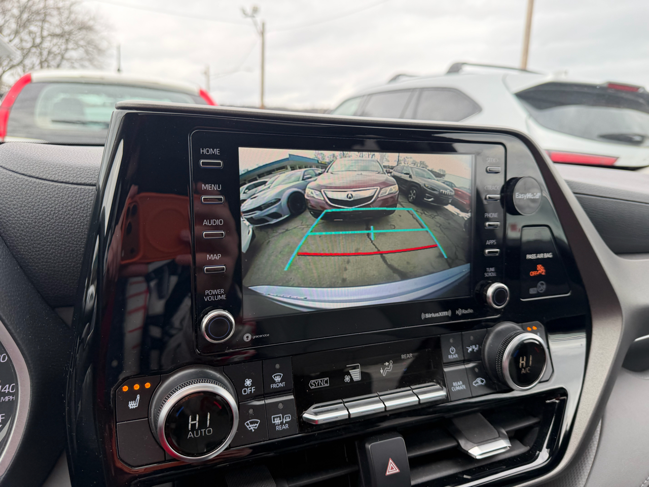 Toyota Highlander XLE AWD (Natl) 2020