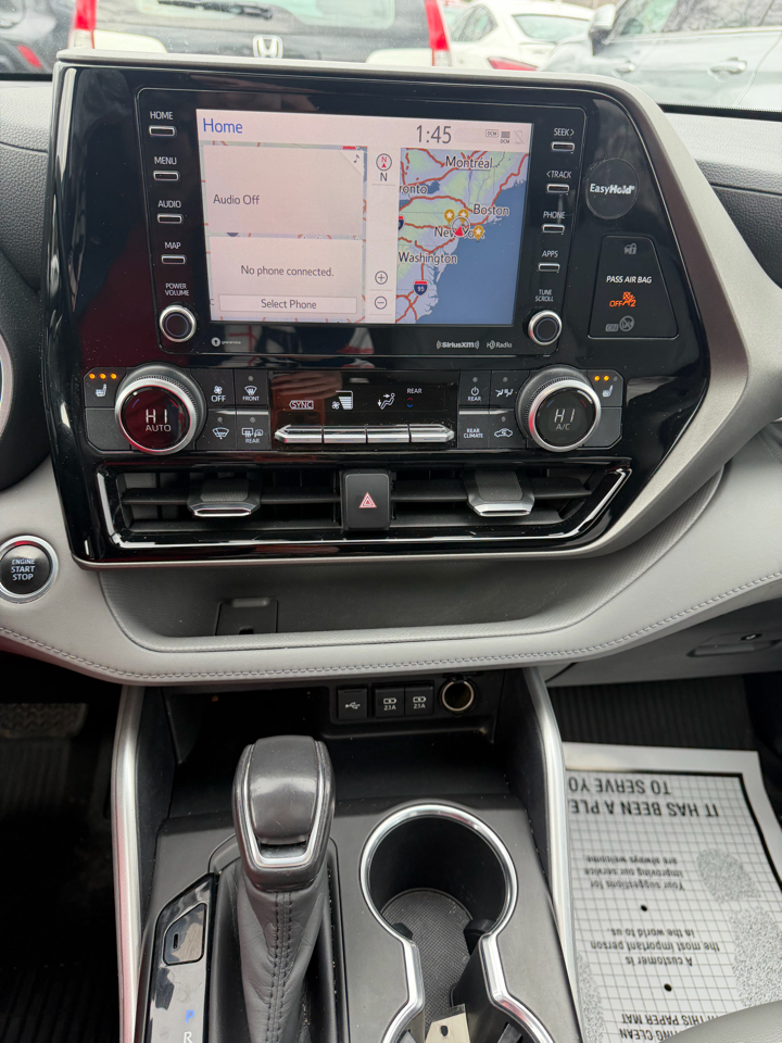 Toyota Highlander XLE AWD (Natl) 2020