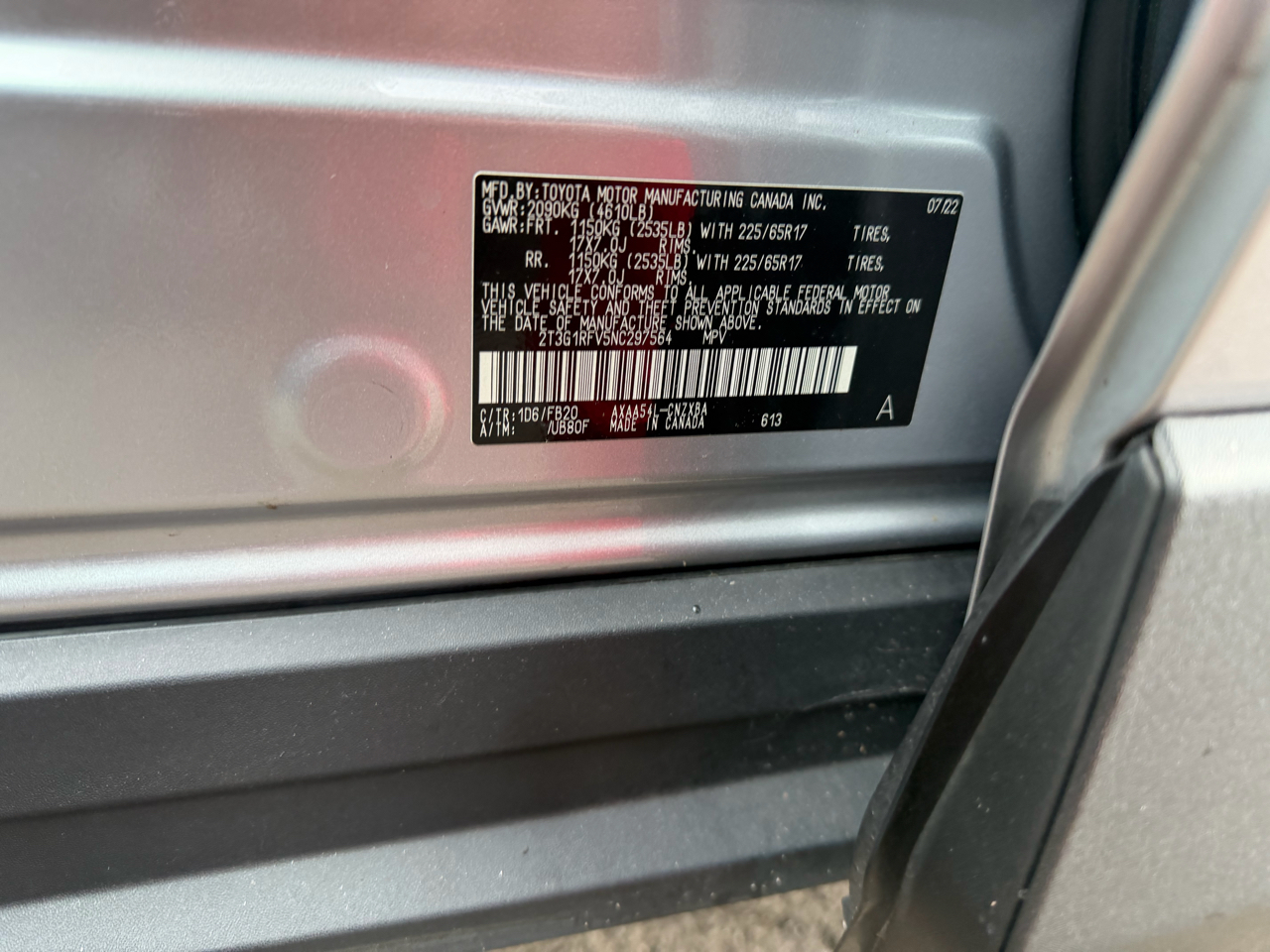 Toyota RAV4 LE AWD (Natl) 2022