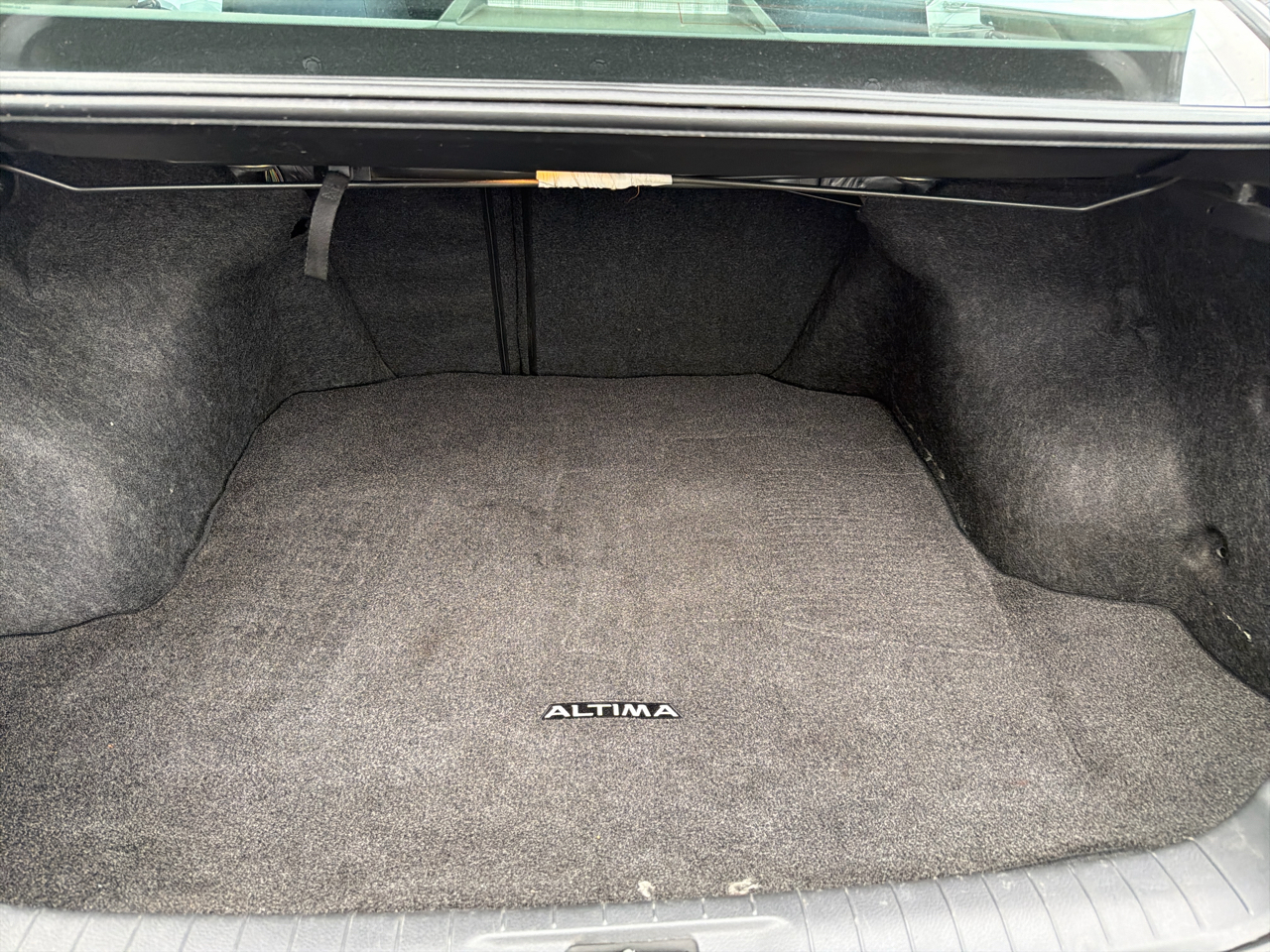 Nissan Altima 2.5 SR Sedan 2017