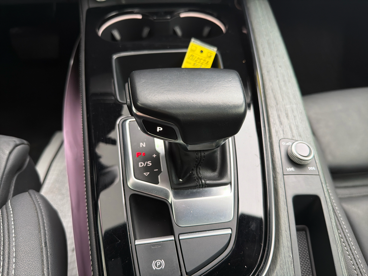 Audi A4 Sedan S line Premium Plus 45 TFSI quattro 2021