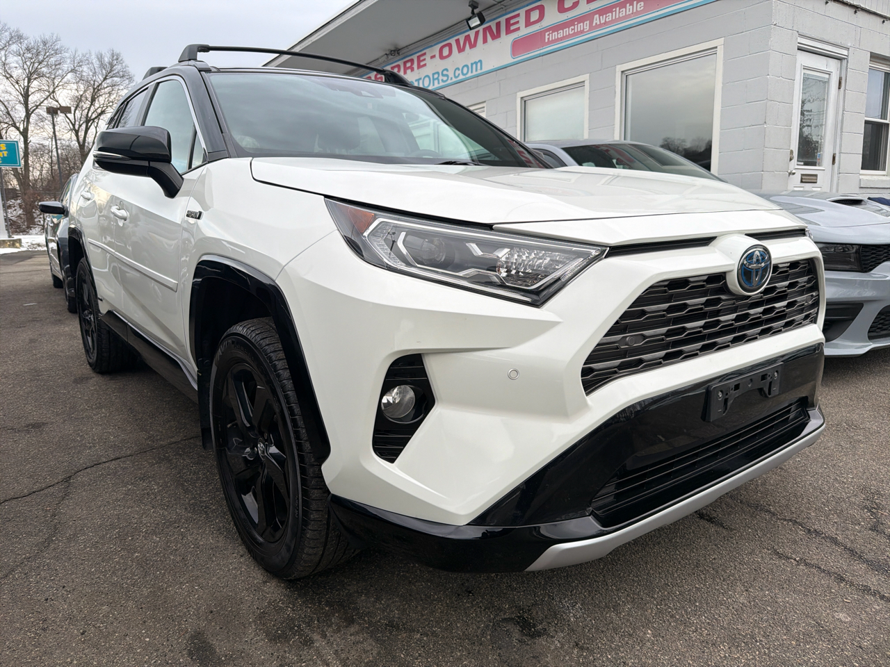 Toyota RAV4 Hybrid XSE AWD (Natl) 2020