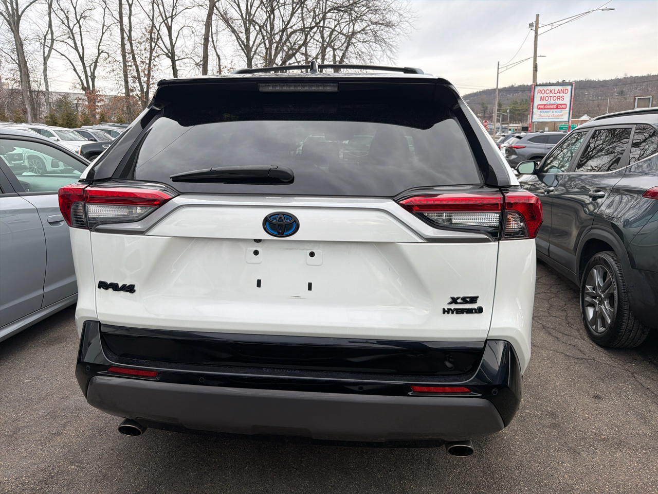 Toyota RAV4 Hybrid XSE AWD (Natl) 2020