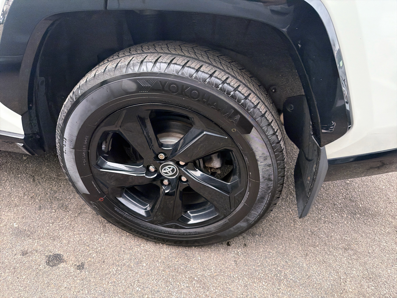 Toyota RAV4 Hybrid XSE AWD (Natl) 2020