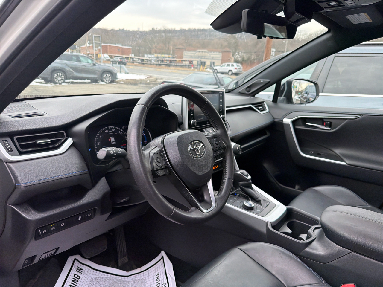 Toyota RAV4 Hybrid XSE AWD (Natl) 2020
