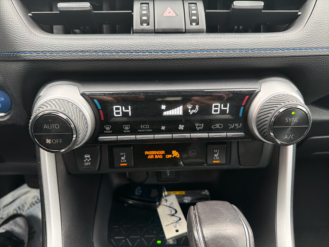 Toyota RAV4 Hybrid XSE AWD (Natl) 2020