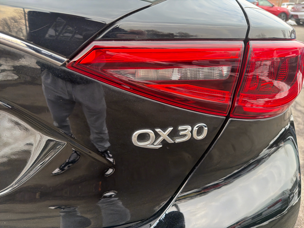 Infiniti QX30 Premium FWD 2017