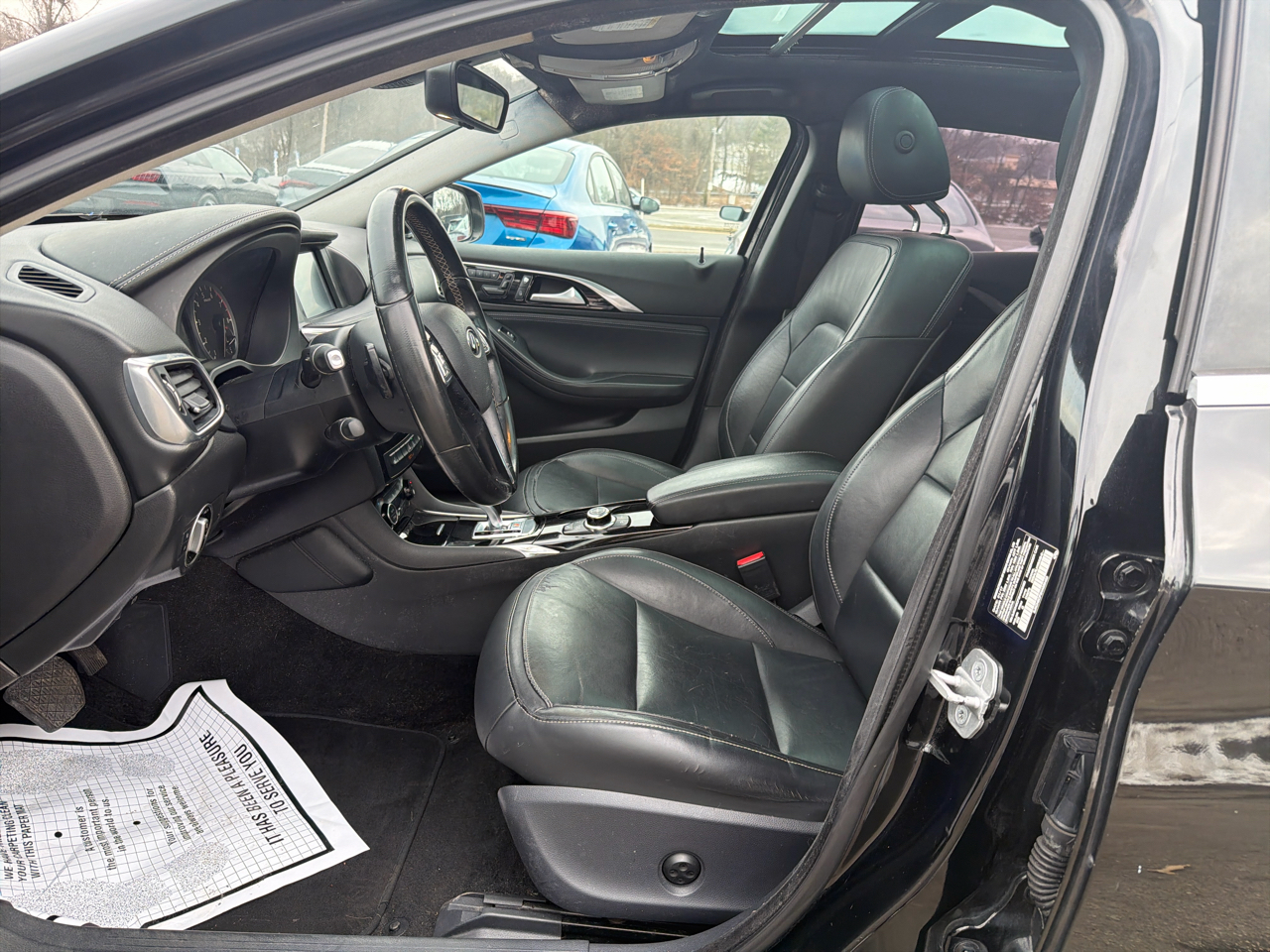 Infiniti QX30 Premium FWD 2017