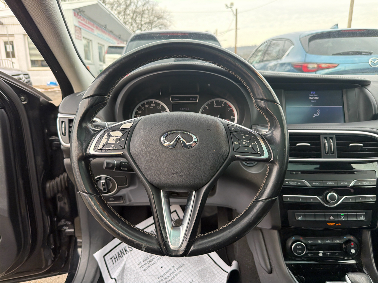 Infiniti QX30 Premium FWD 2017