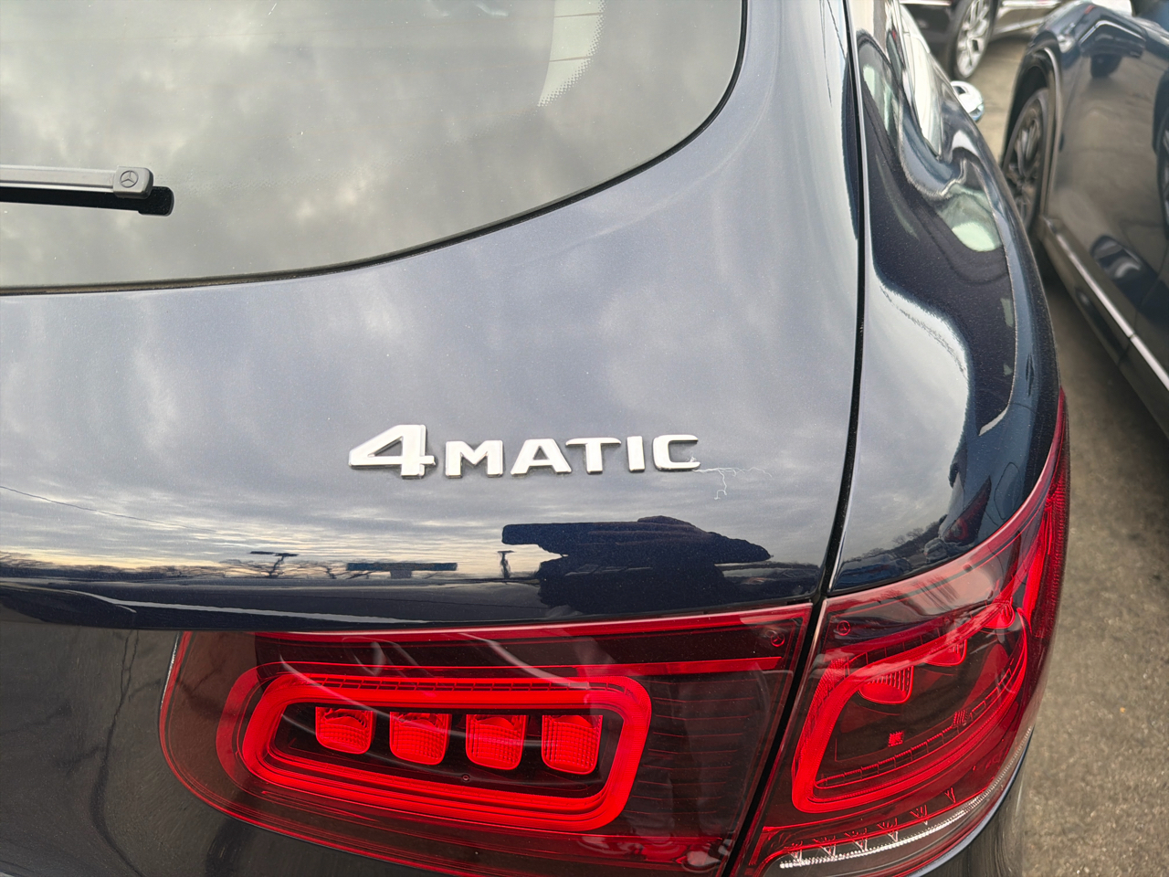 Mercedes-Benz GLC GLC 300 4MATIC SUV 2021