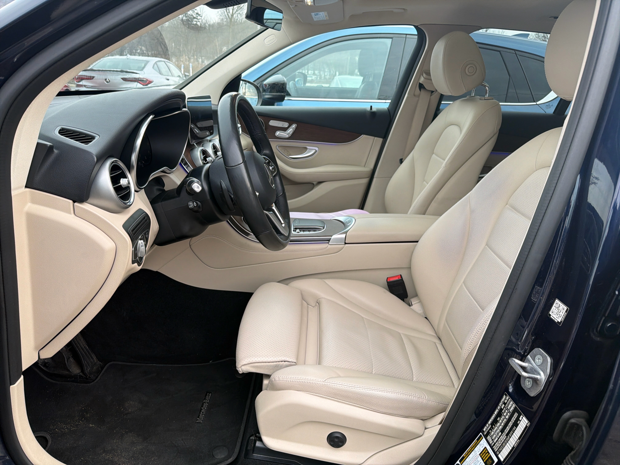 Mercedes-Benz GLC GLC 300 4MATIC SUV 2021