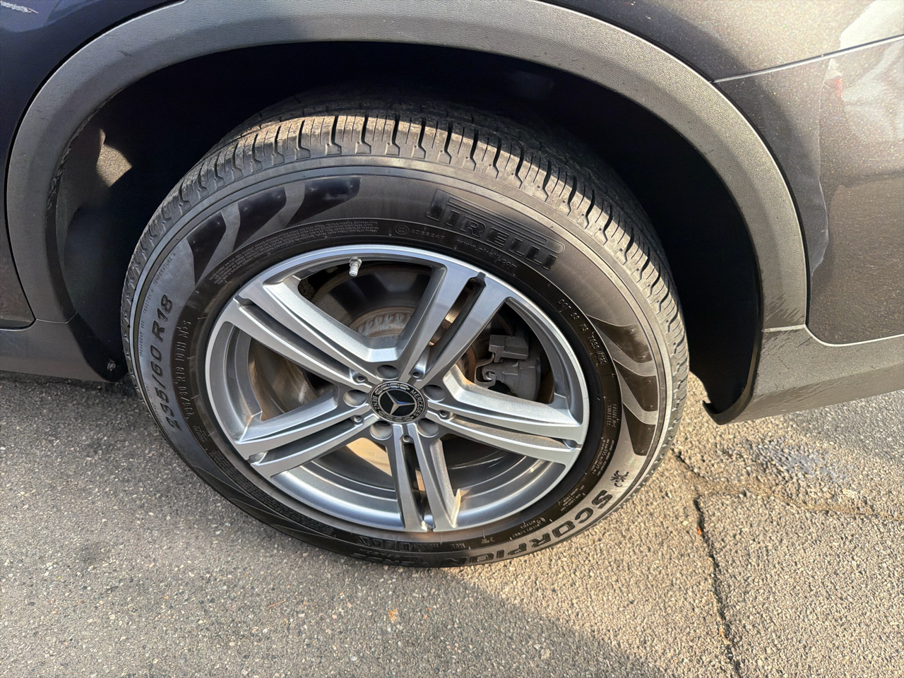 Mercedes-Benz GLC GLC 300 4MATIC SUV 2021