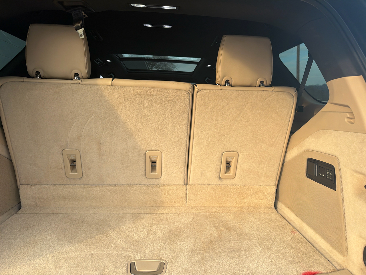 Cadillac Escalade 4WD 4dr Premium Luxury 2021