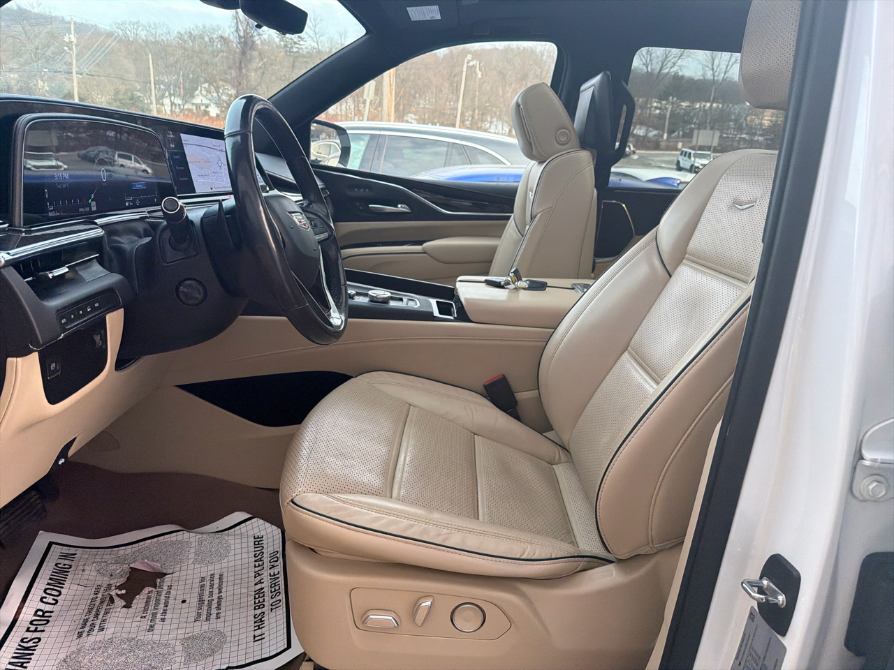 Cadillac Escalade 4WD 4dr Premium Luxury 2021