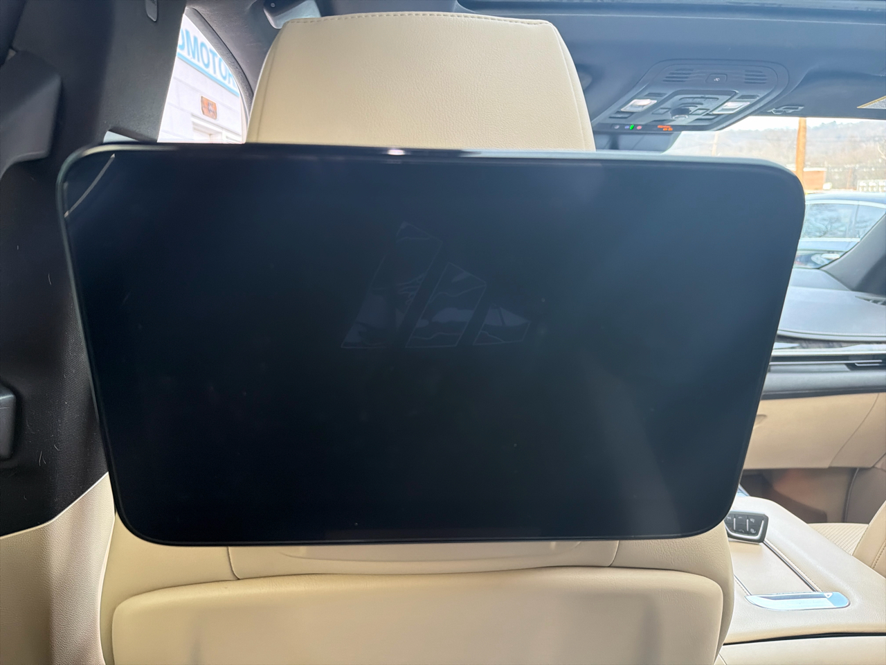 Cadillac Escalade 4WD 4dr Premium Luxury 2021