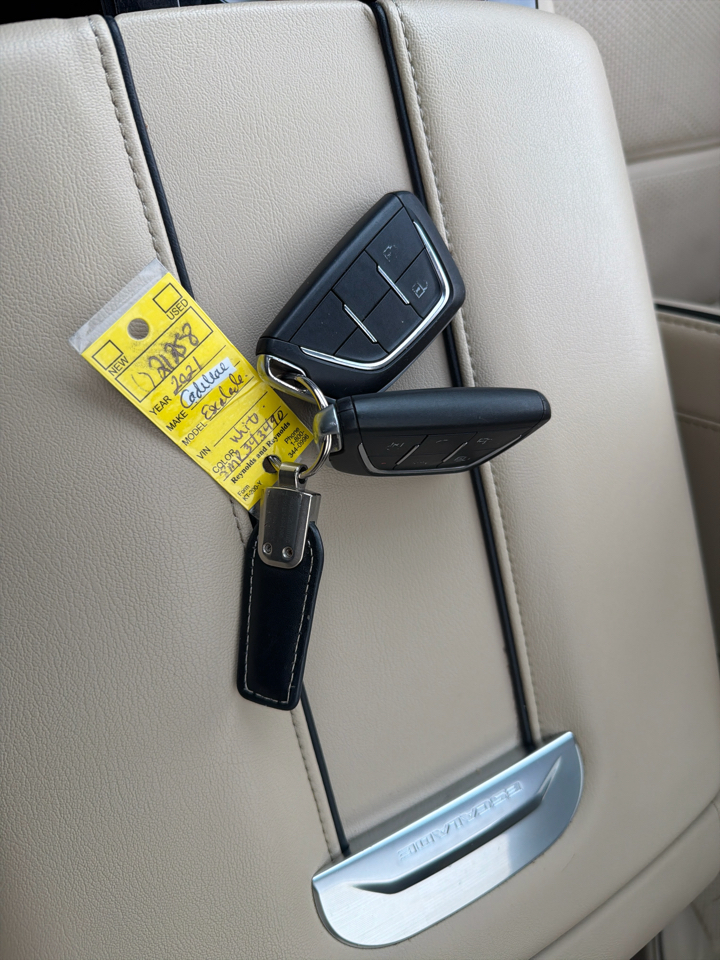 Cadillac Escalade 4WD 4dr Premium Luxury 2021