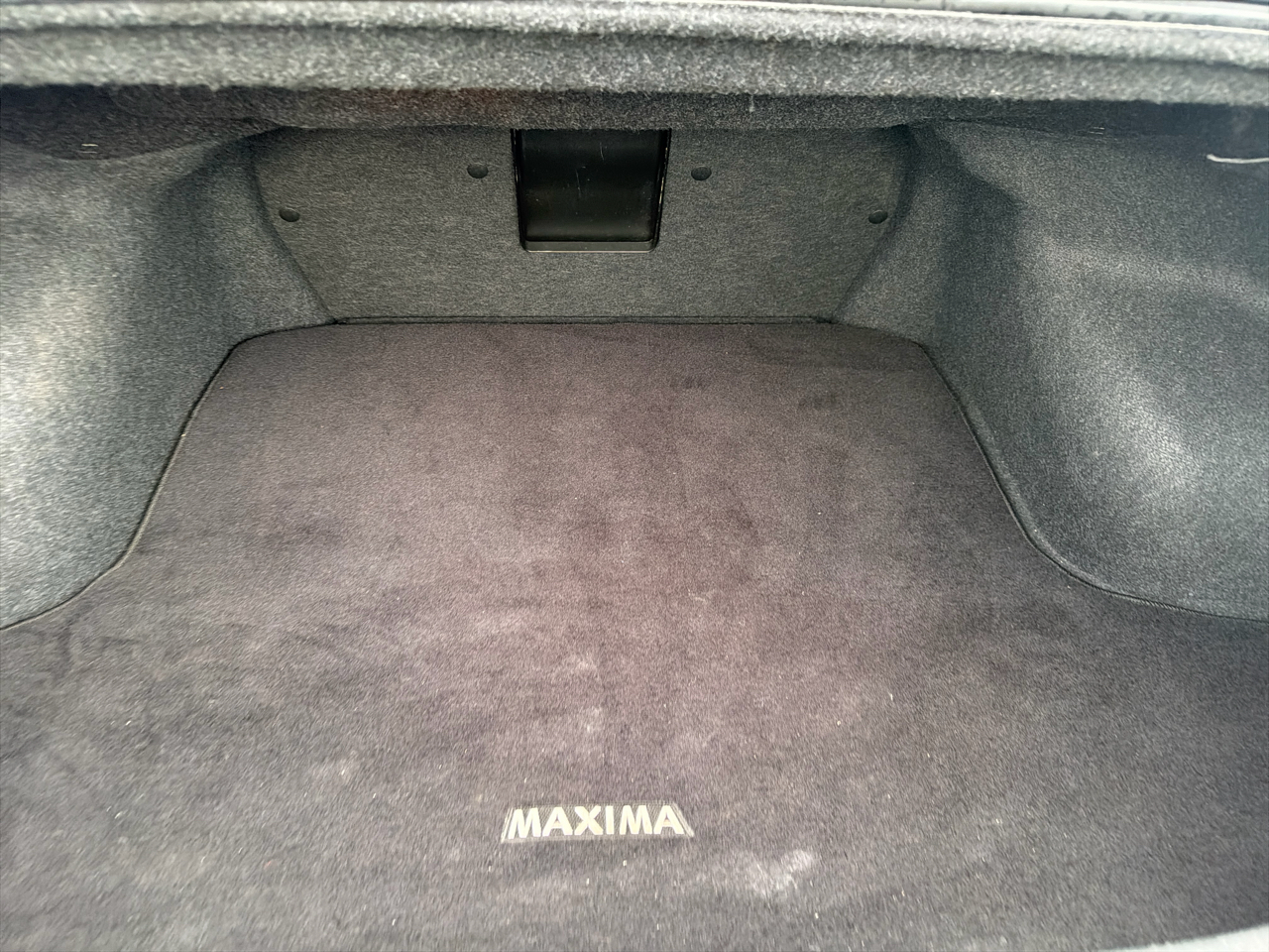 Nissan Maxima 4dr Sdn V6 CVT 3.5 SV w/Premium Pkg 2010