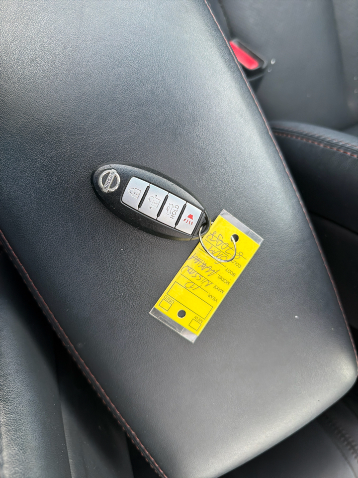 Nissan Maxima 4dr Sdn V6 CVT 3.5 SV w/Premium Pkg 2010