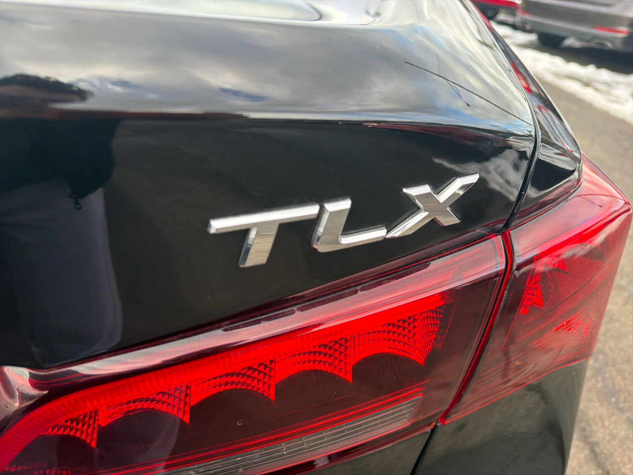 Acura TLX 4dr Sdn FWD 2015