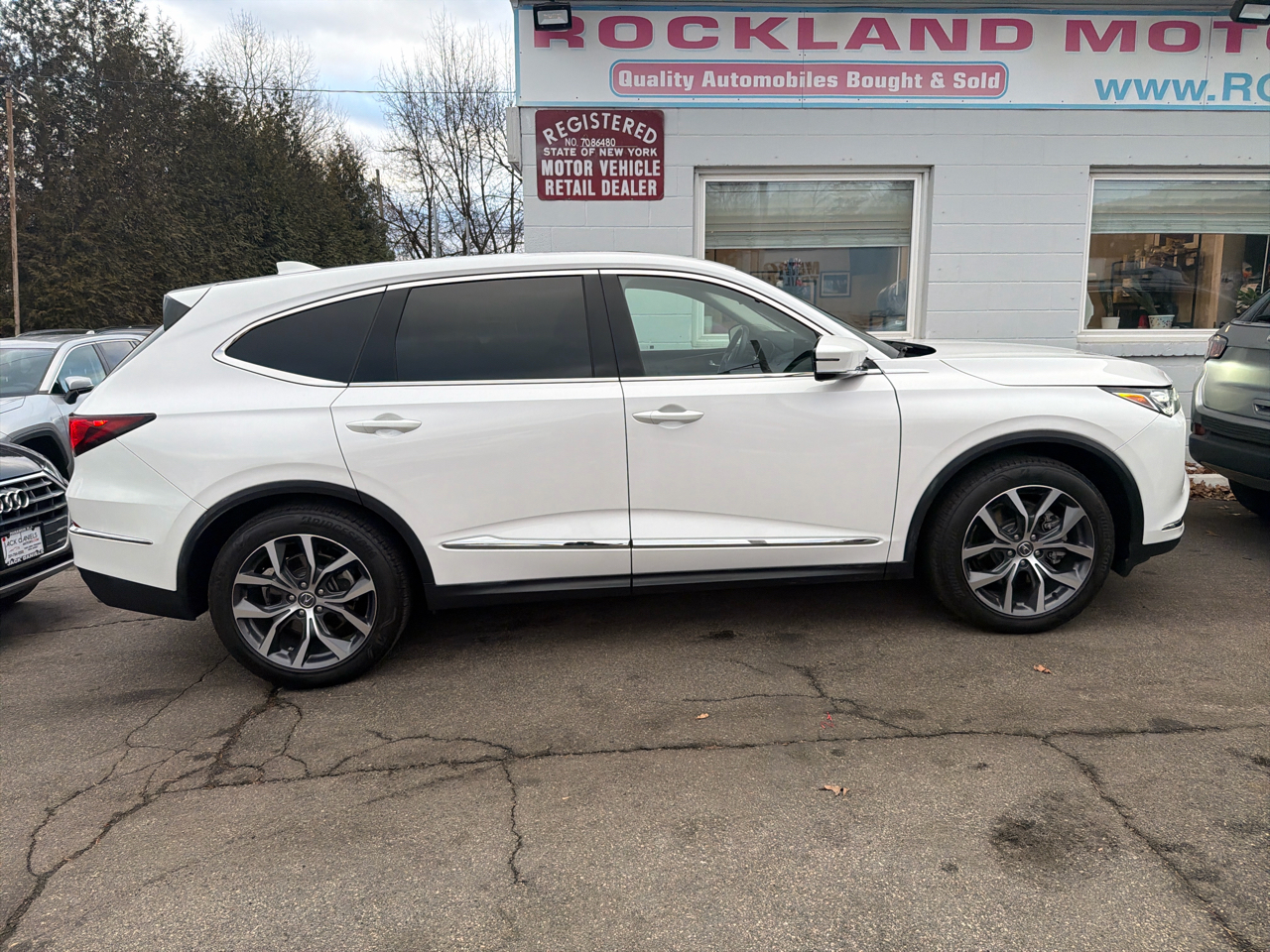 Acura MDX SH-AWD w/Technology Package 2023