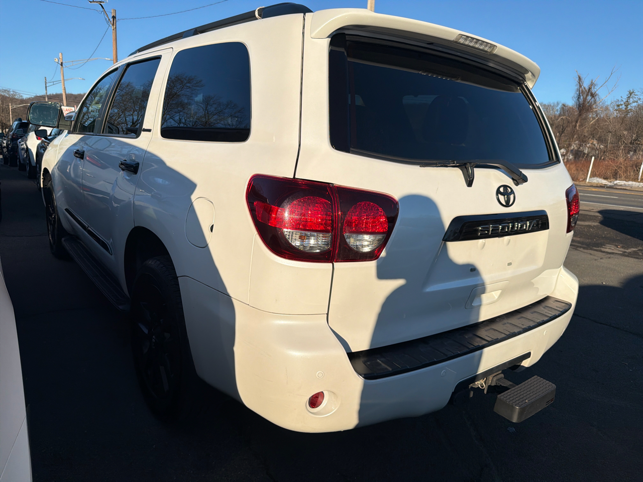 Toyota Sequoia Nightshade 4WD (Natl) 2021