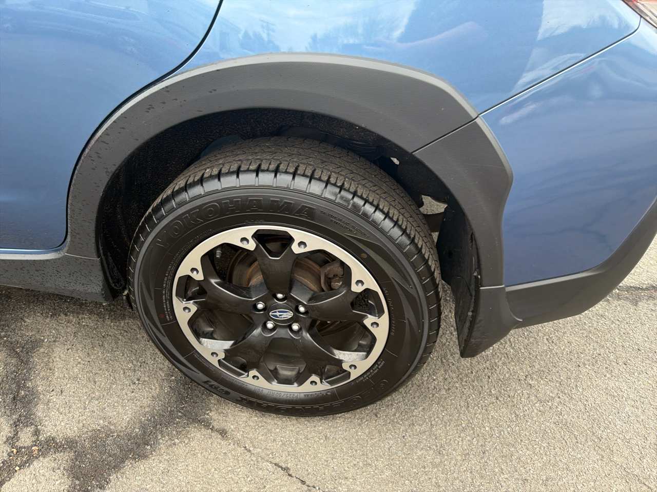 Subaru Crosstrek Premium Manual 2023