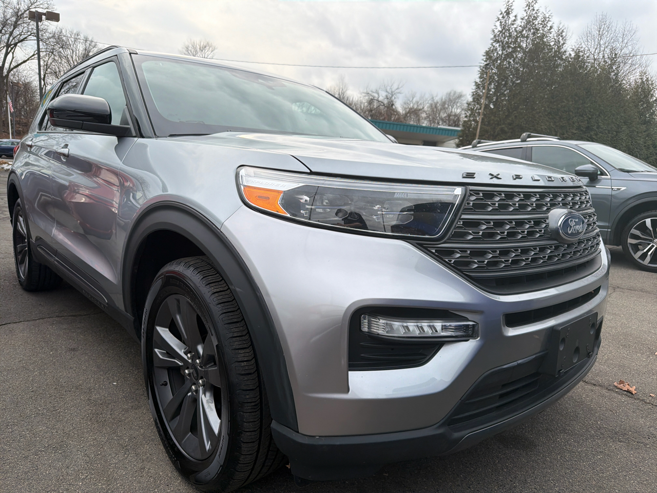 Ford Explorer XLT 2023