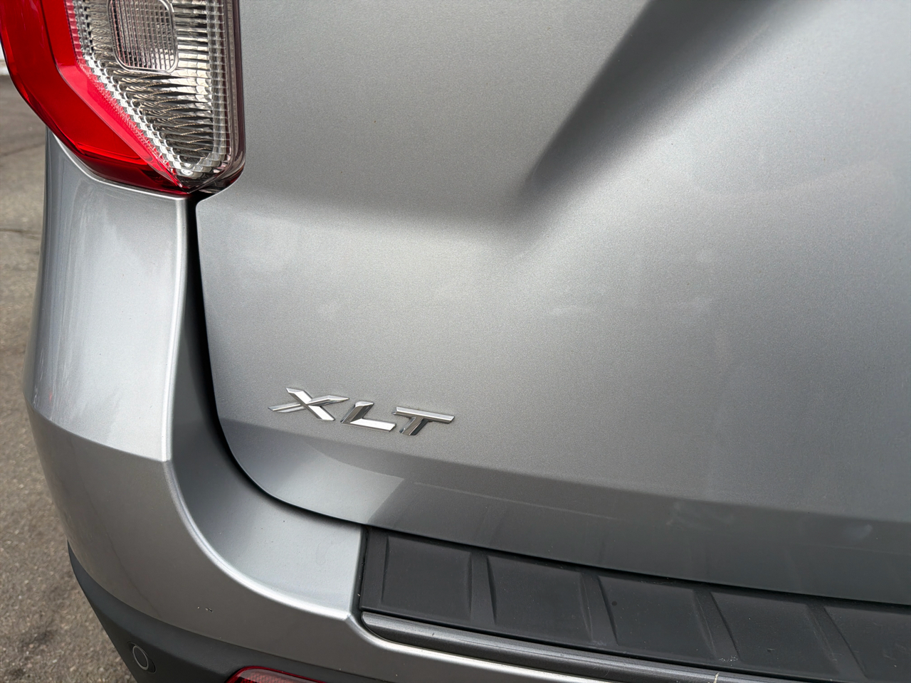 Ford Explorer XLT 2023