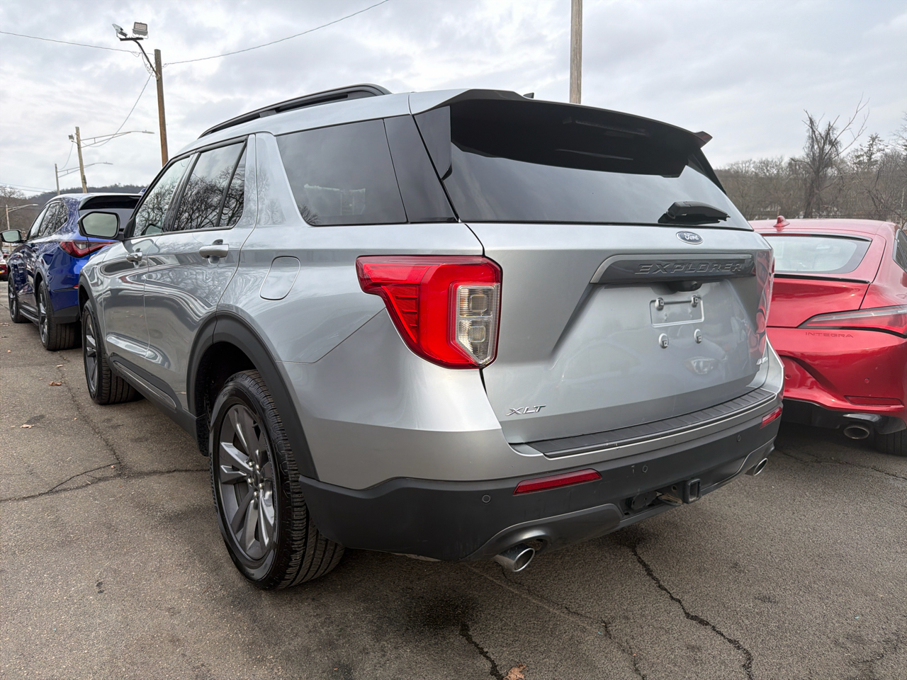 Ford Explorer XLT 2023