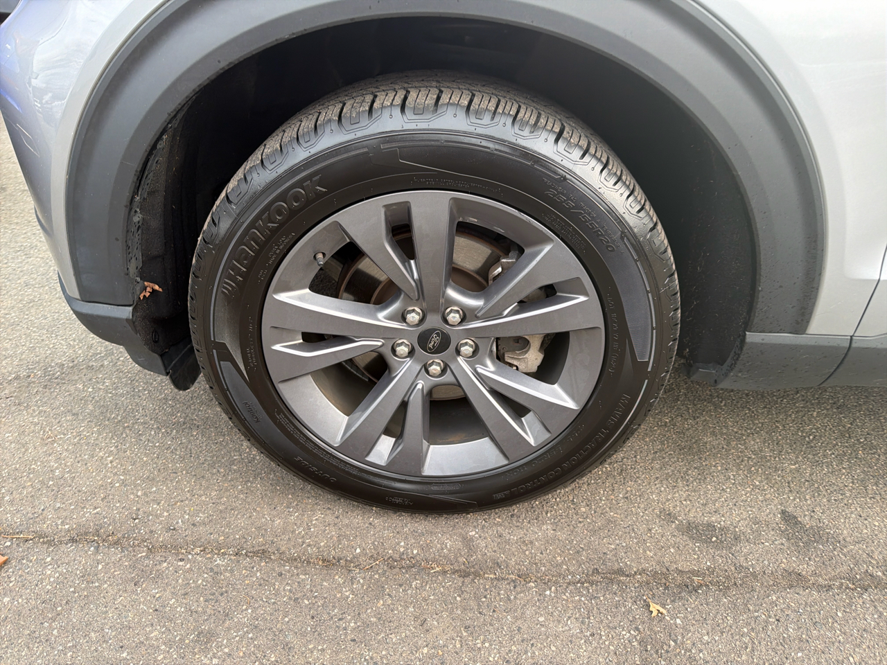 Ford Explorer XLT 2023