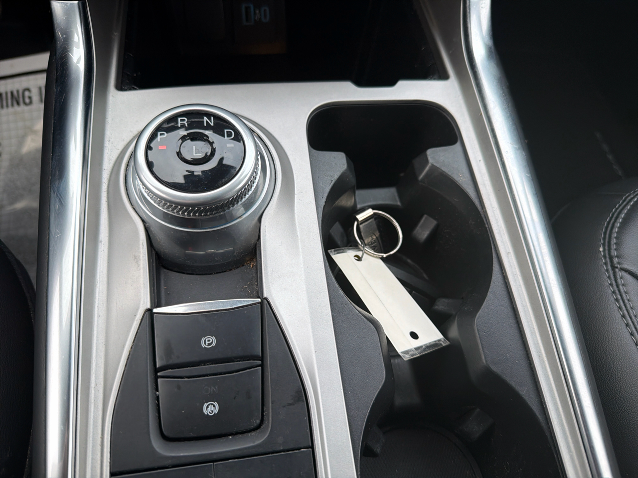 Ford Explorer XLT 2023