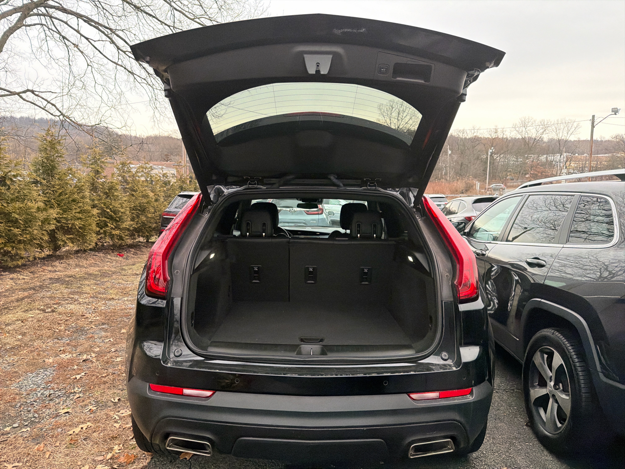 Cadillac XT4 AWD 4dr Luxury 2022