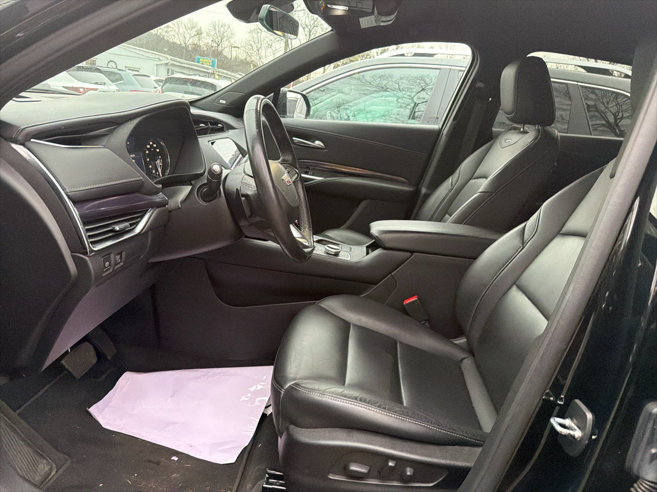 Cadillac XT4 AWD 4dr Luxury 2022