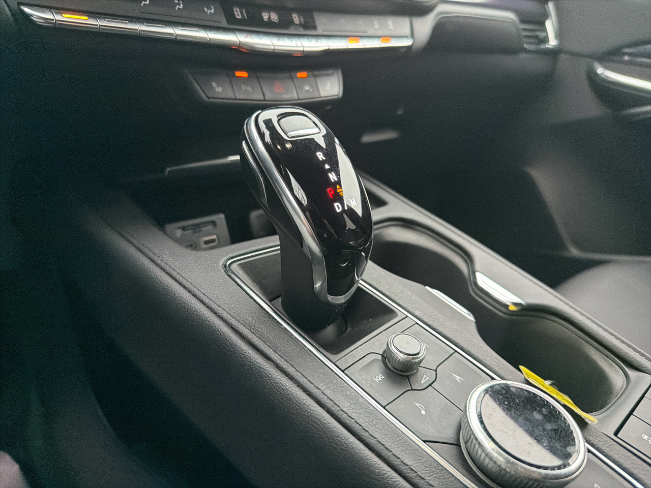 Cadillac XT4 AWD 4dr Luxury 2022