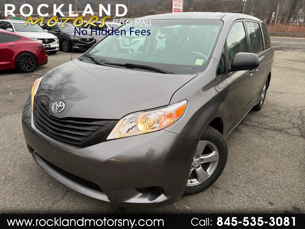 Toyota Sienna 5dr 7-Pass Van V6 L FWD (Natl) 2014