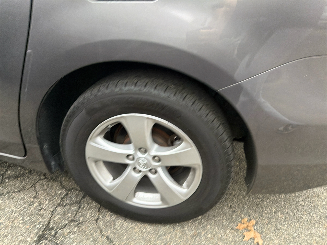 Toyota Sienna 5dr 7-Pass Van V6 L FWD (Natl) 2014