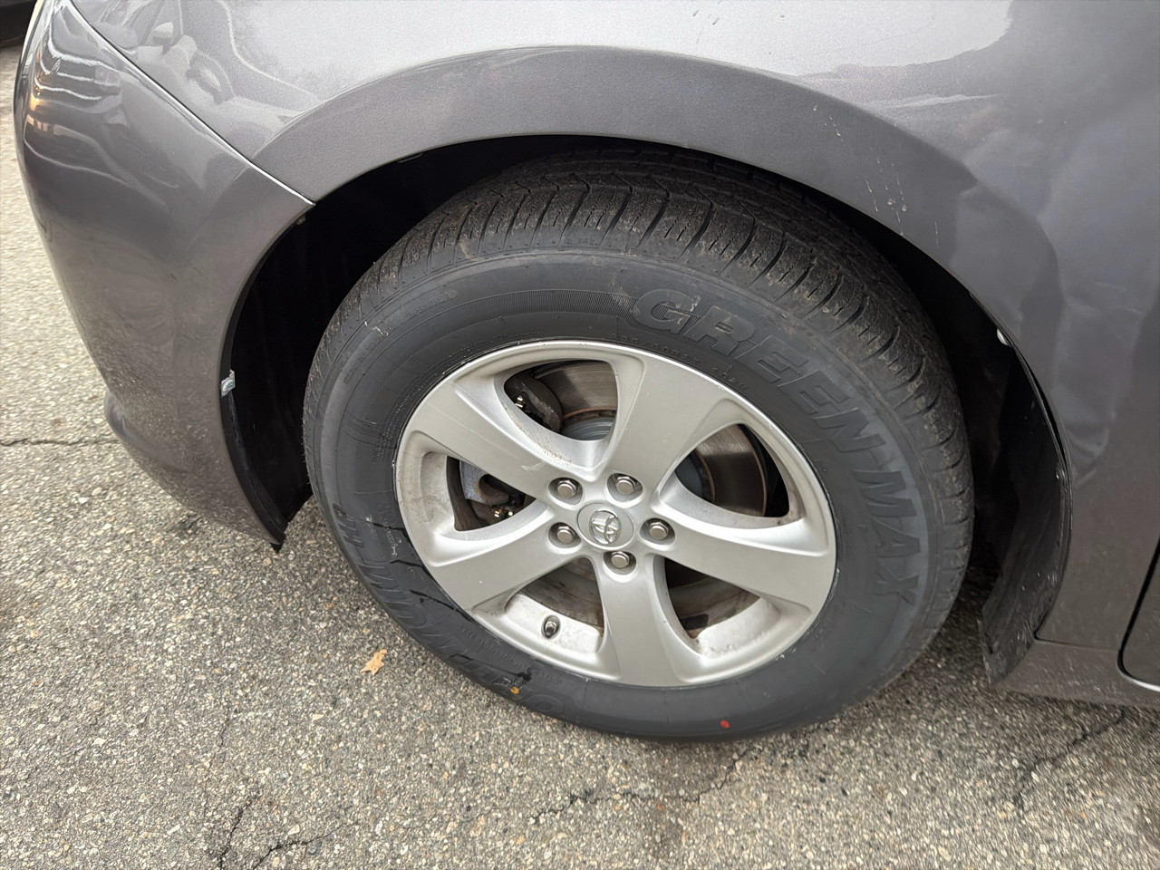 Toyota Sienna 5dr 7-Pass Van V6 L FWD (Natl) 2014