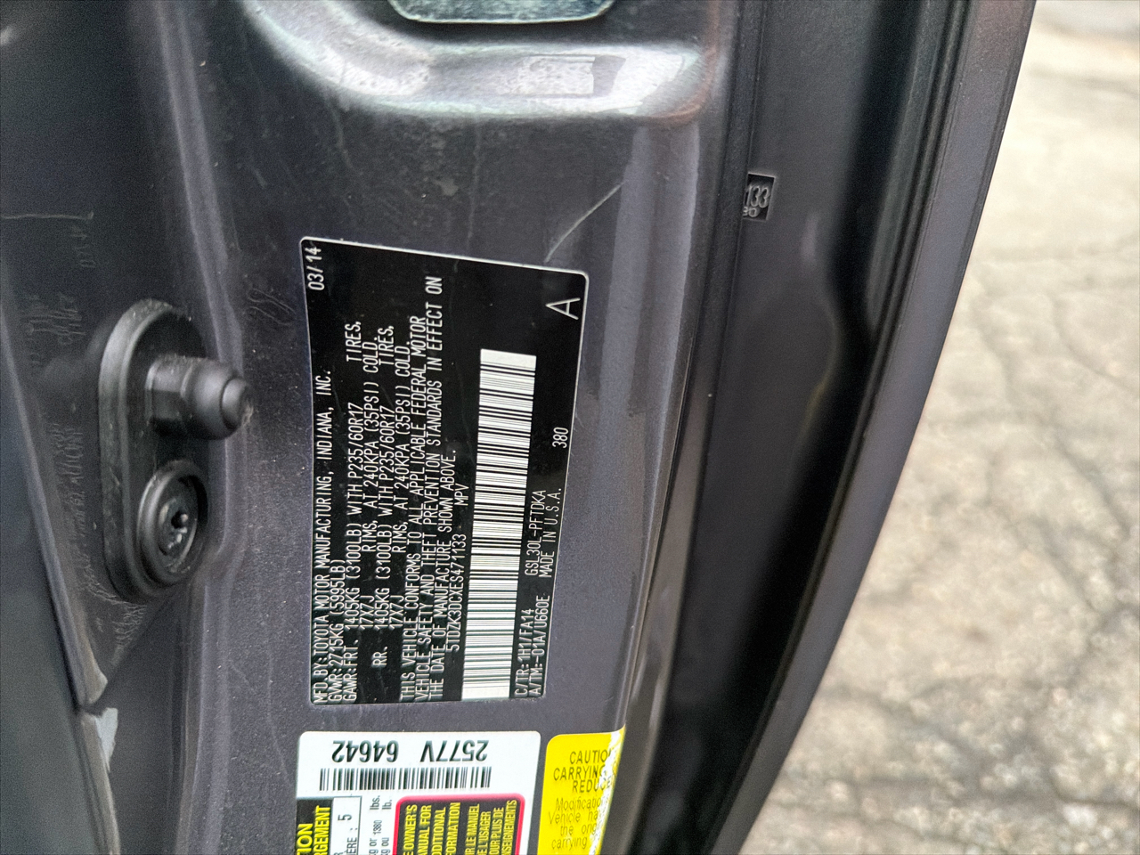 Toyota Sienna 5dr 7-Pass Van V6 L FWD (Natl) 2014