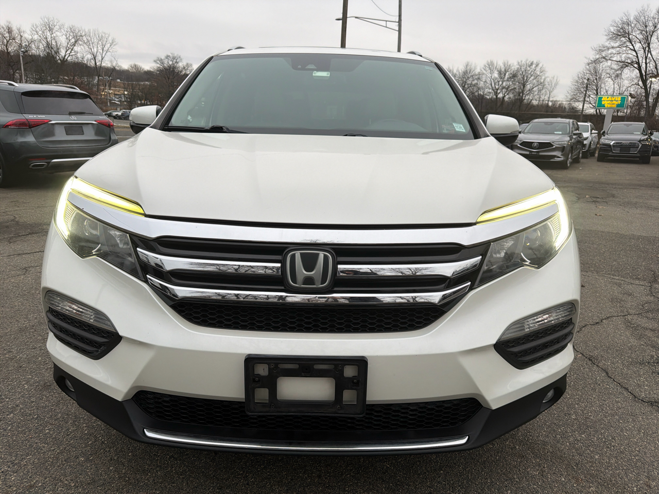 Honda Pilot AWD 4dr Elite w/RES & Navi 2016