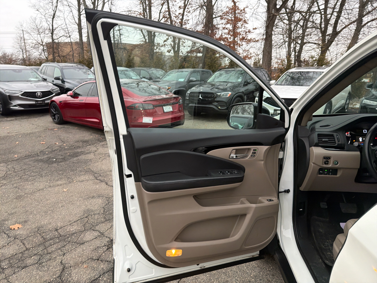 Honda Pilot AWD 4dr Elite w/RES & Navi 2016