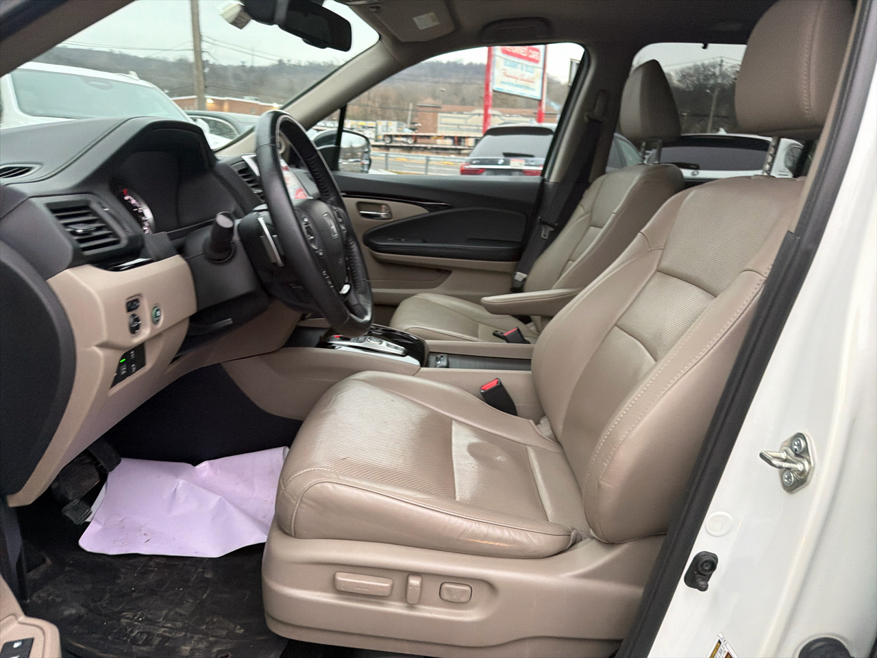 Honda Pilot AWD 4dr Elite w/RES & Navi 2016