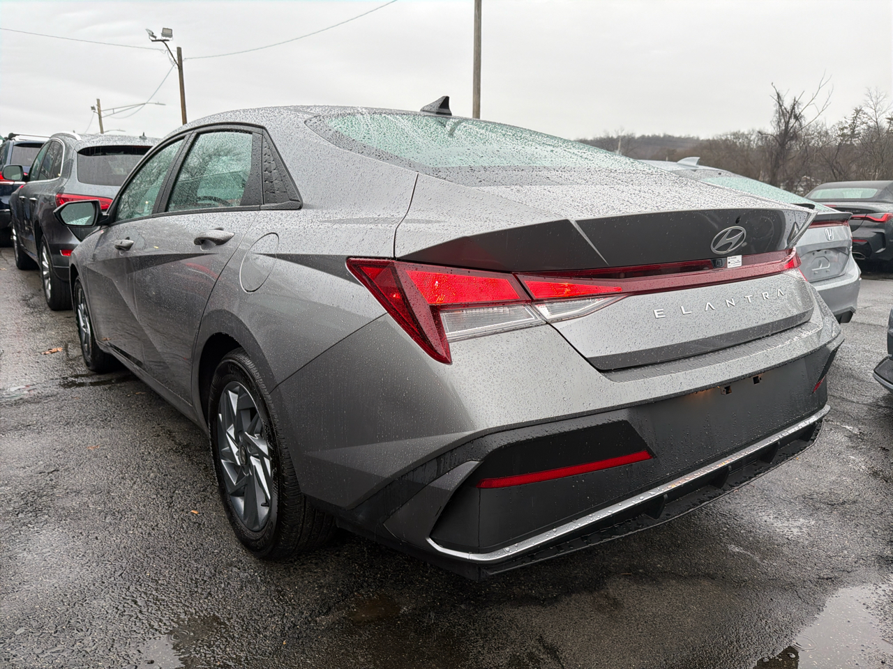 Hyundai Elantra SEL IVT 2024