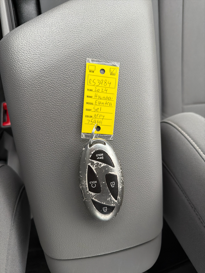 Hyundai Elantra SEL IVT 2024