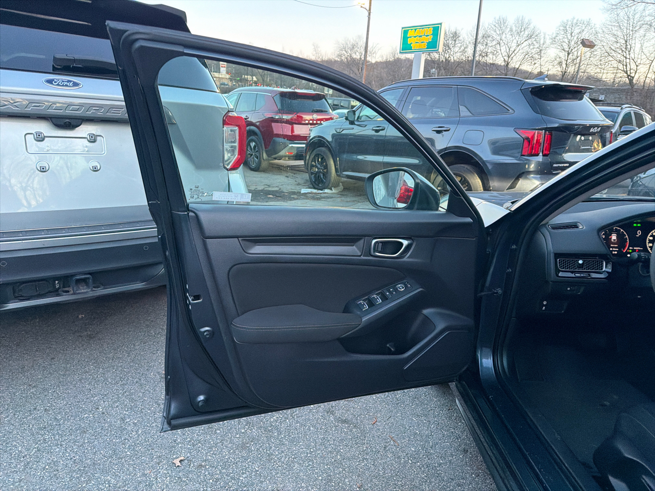 Honda Civic Hatchback LX CVT 2022