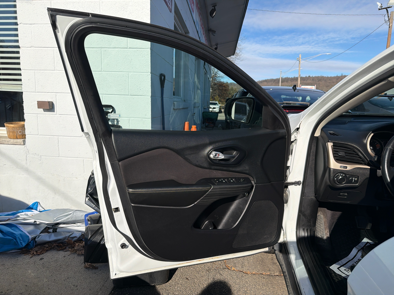 Jeep Cherokee 4WD 4dr Sport 2016