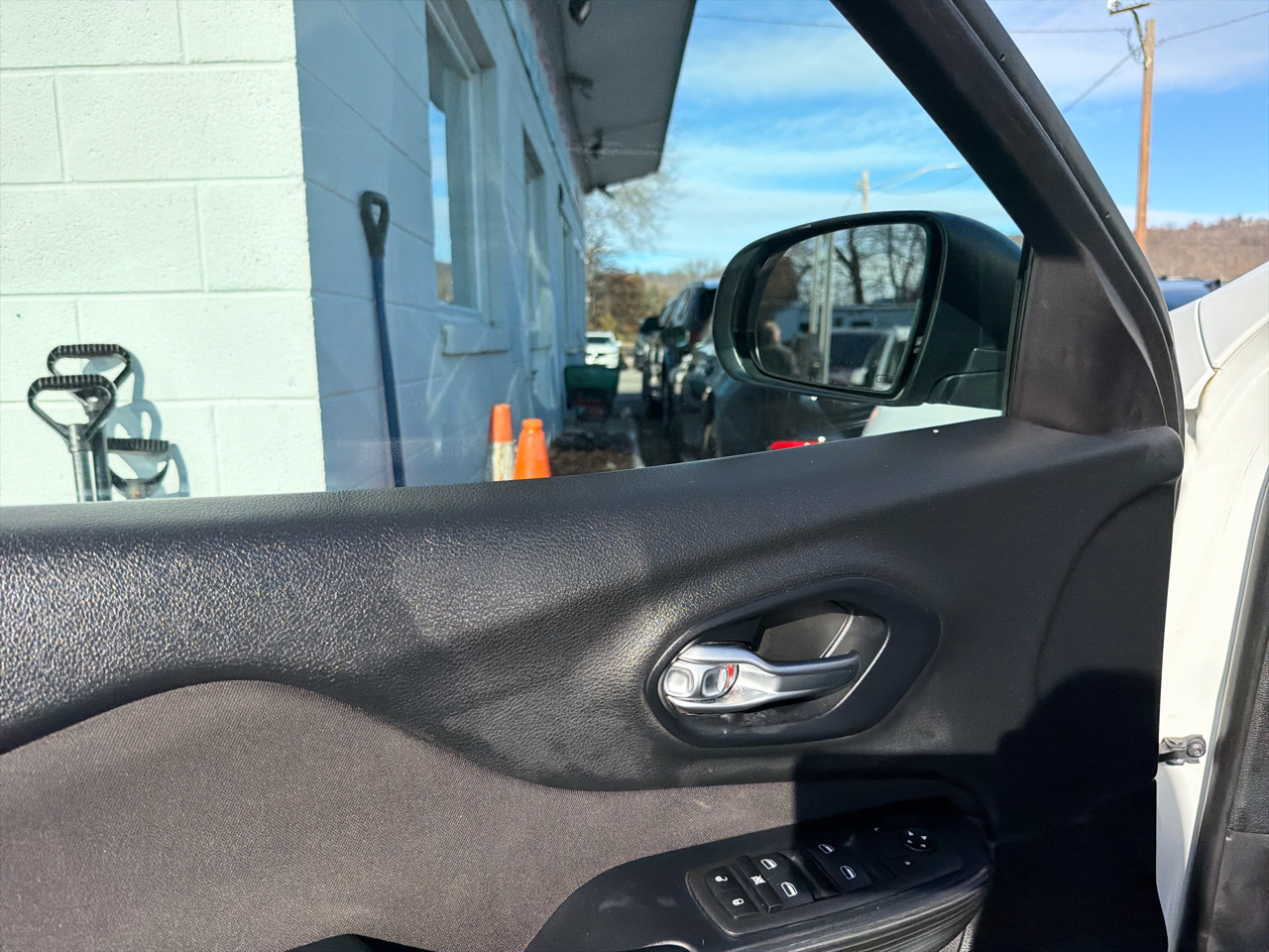 Jeep Cherokee 4WD 4dr Sport 2016